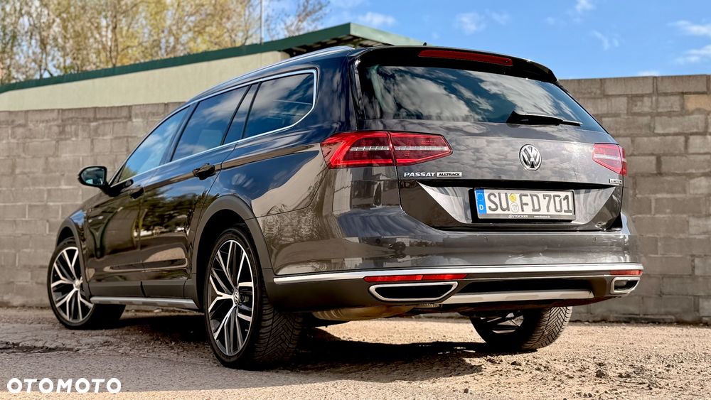 Volkswagen Passat Alltrack 2.0 TDI SCR 4Motion DSG - 16