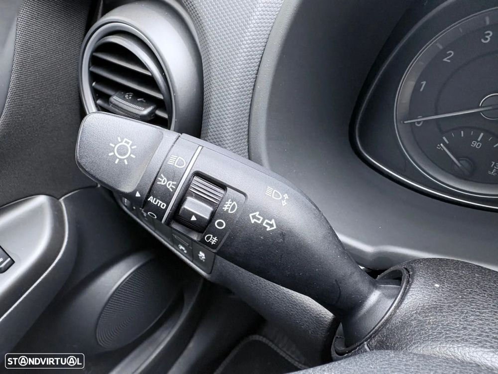 Hyundai Kauai 1.0 T-GDi Premium Tec.Preto - 40