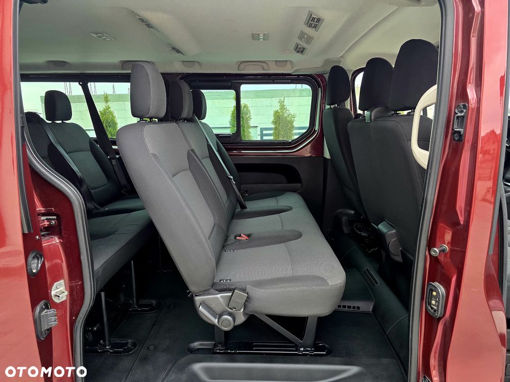Renault Trafic - 32