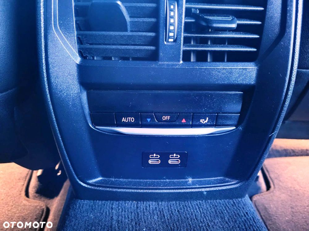 BMW Seria 3 M340d xDrive - 15