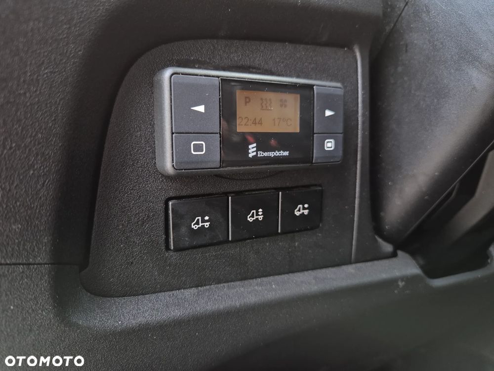 Iveco Daily 50C18 / 35C18 3.0 HPi Hi-Matic, kontener 4.38m x 2.25m x 2.38m , winda 750KG, klimatyzacja, webasto, pneumatyka, HAK 3.5T - 8