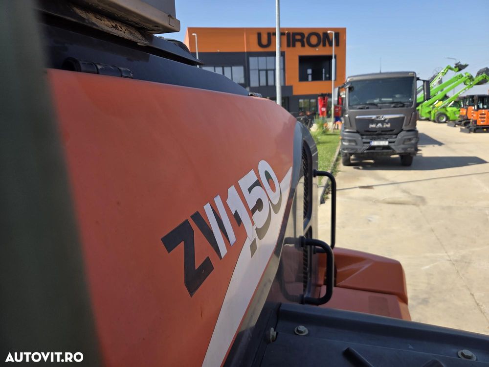 Hitachi ZW150-6, 2018, 5.304h, 21.348km, cupa 2,5mc, Masa 14 tone, cupla rapida, anv Michelin 80% ok, cantar, camera spate masalier, FULL OPTION, filtru suplimentar, Aer cond, rulat in Germania, posibilitate leasing, STARE FOARTE BUNA-PROMOTIE 69.900 EUR+Tva - 28