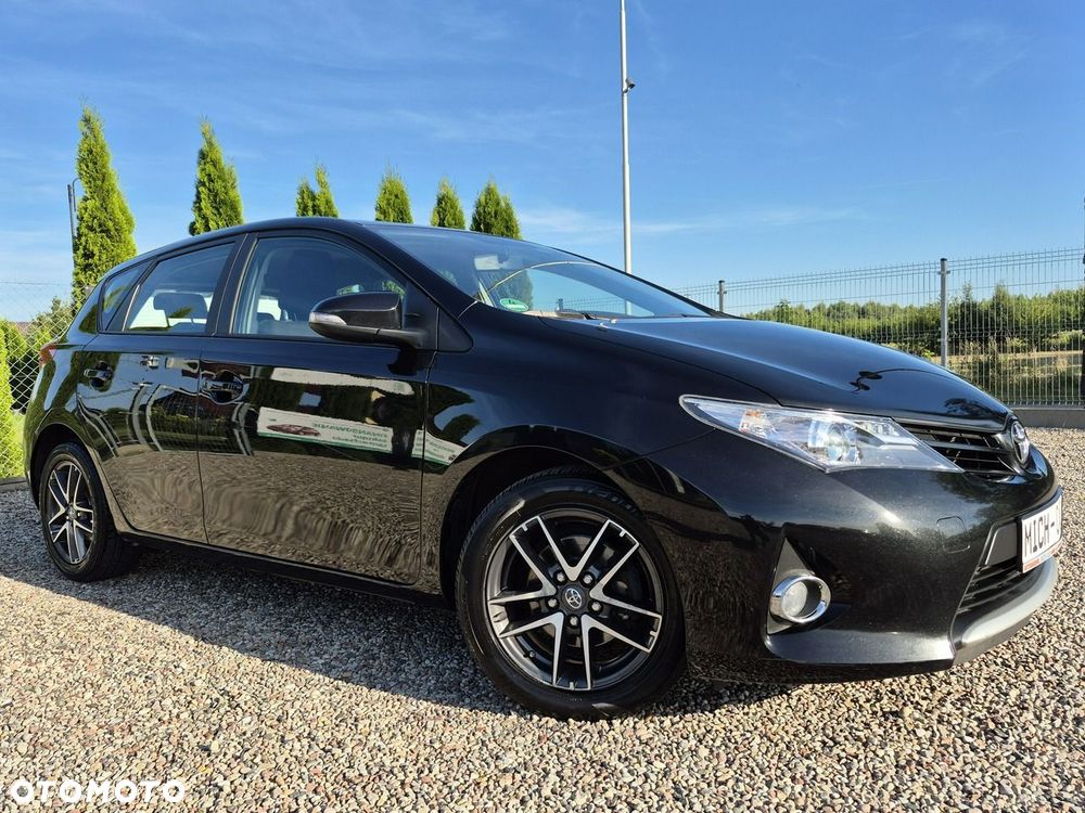 Toyota Auris - 25