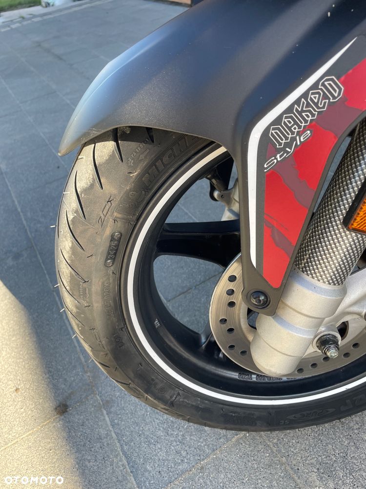 Yamaha Aerox - 21