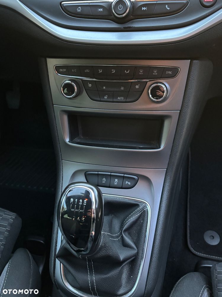 Opel Astra 1.2 Turbo Start/Stop Business Elegance - 17