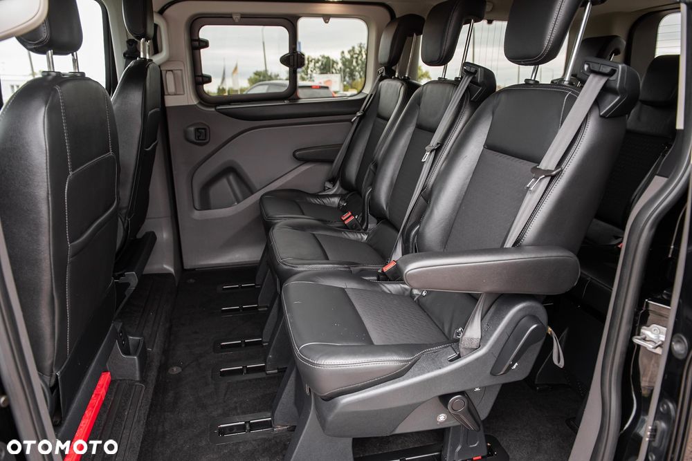 Ford Tourneo Custom 2.0 EcoBlue L1 Sport - 22