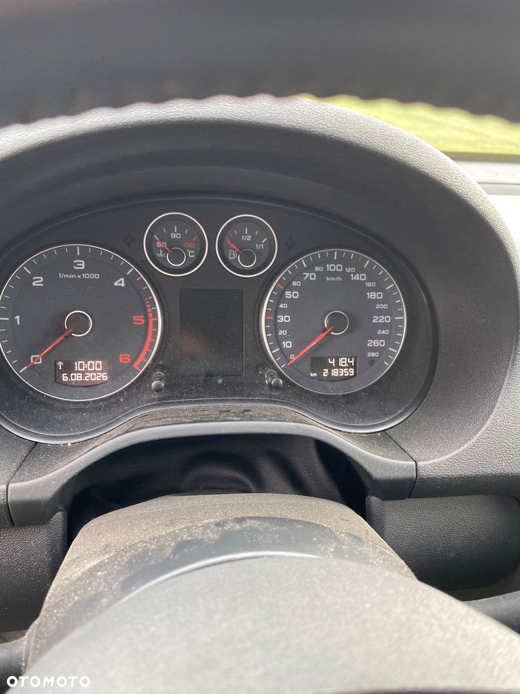 Audi A3 Sportback 1.6 TDI DPF Ambition - 9