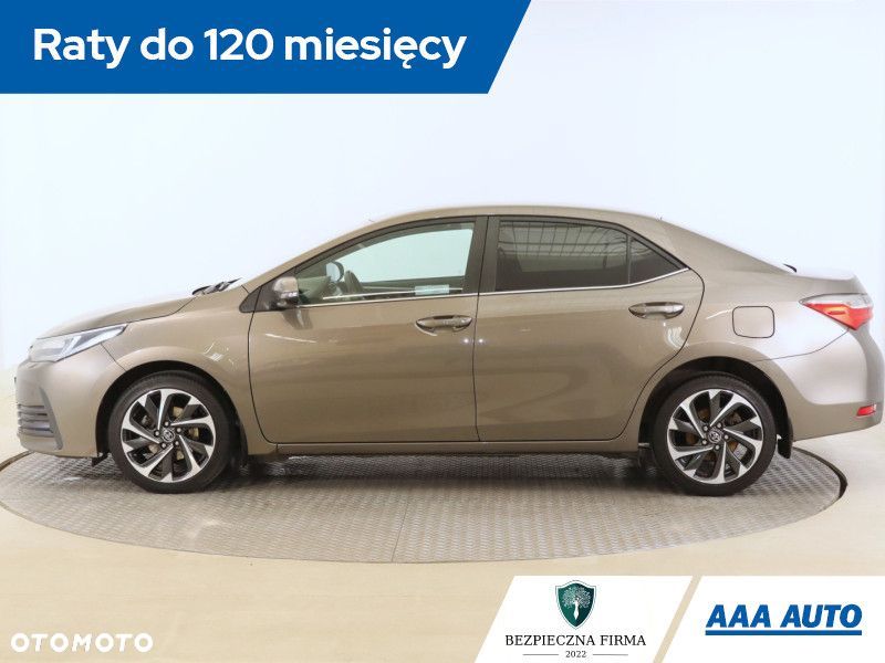 Toyota Corolla - 4