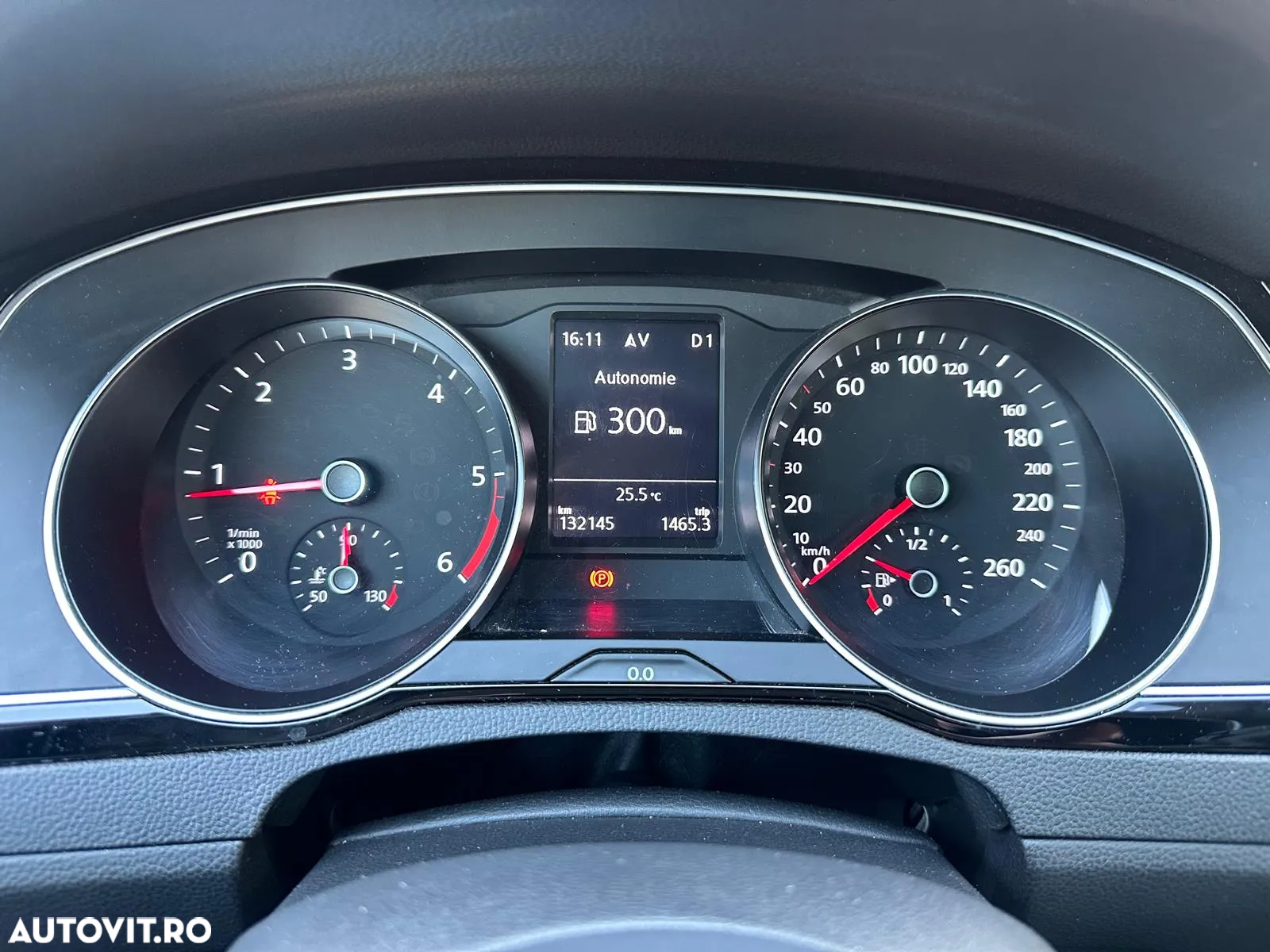 Volkswagen Passat - 8