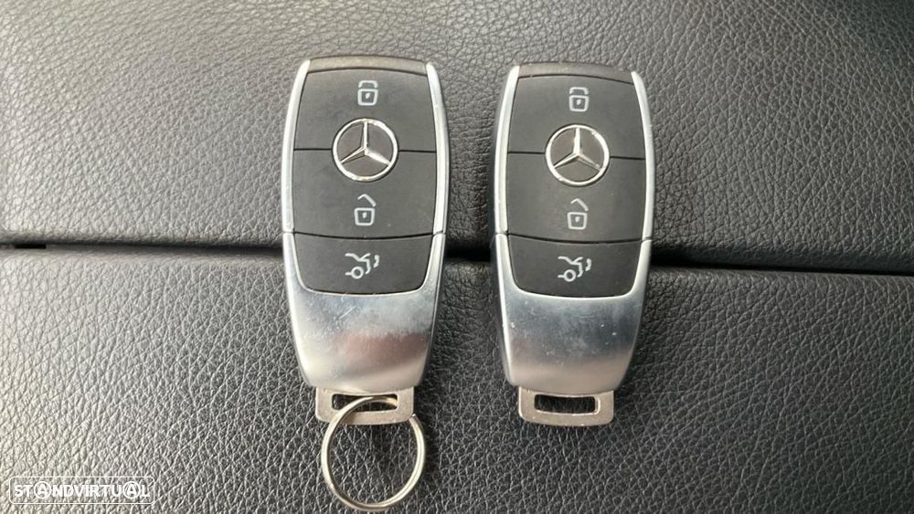 Mercedes-Benz EQC - 4