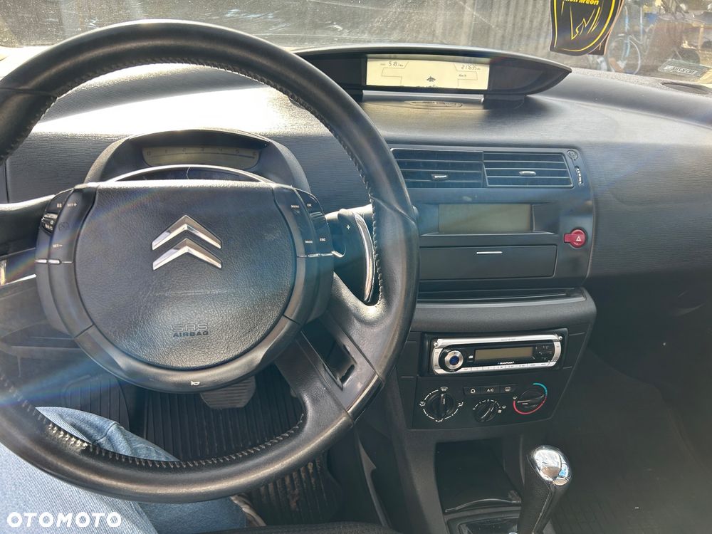 Citroën C4 ver-1-6-hdi-sx-pack-mcp - 6