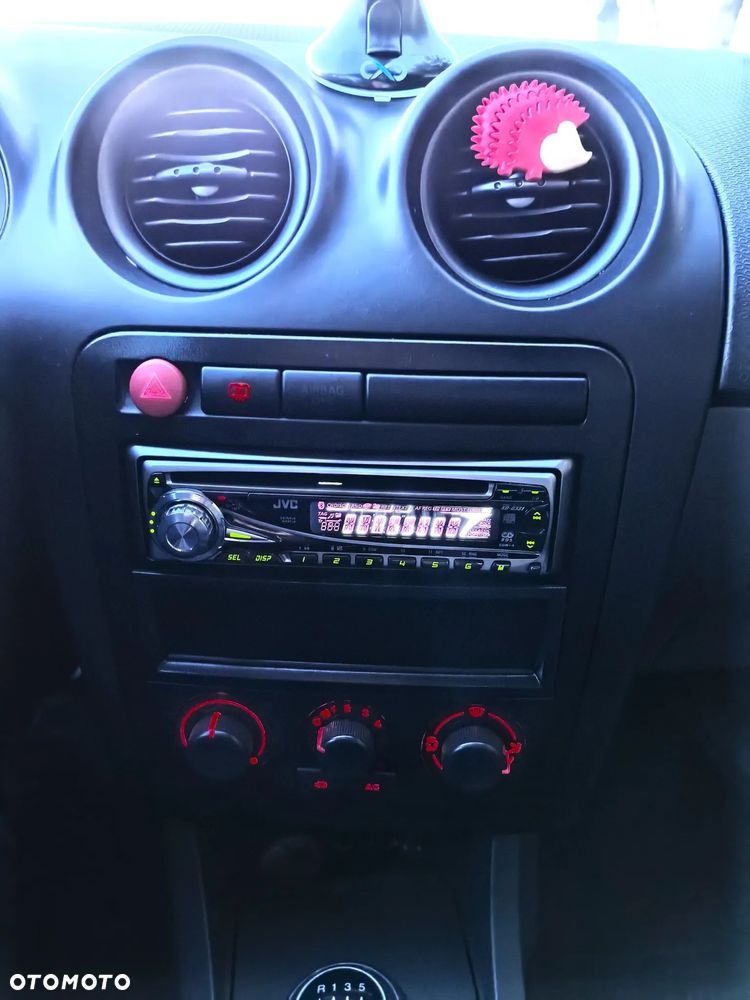 Seat Ibiza 1.2 12V Reference - 14