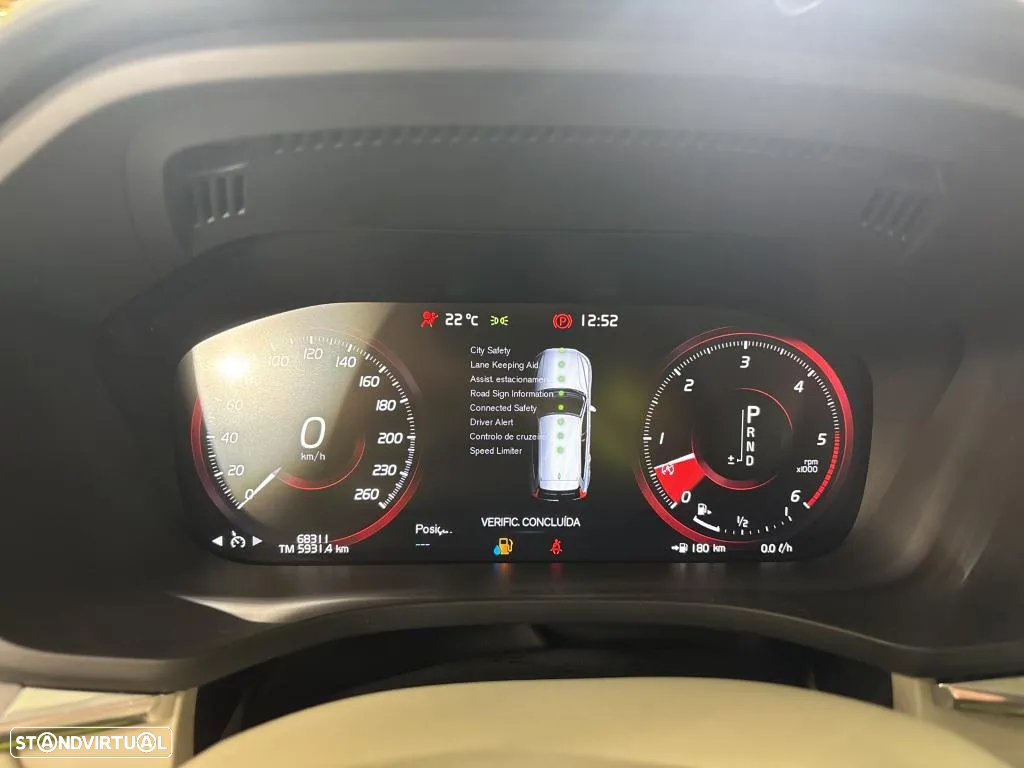 Volvo XC 60 2.0 D4 Momentum Plus Geartronic - 7