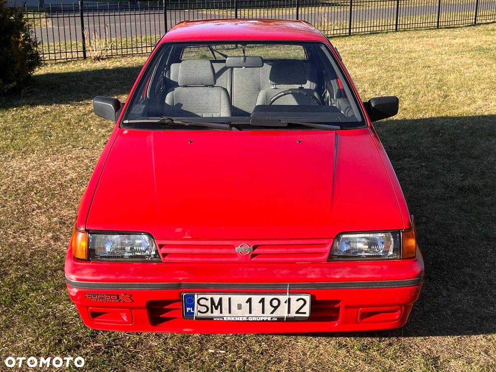 Nissan Sunny - 2