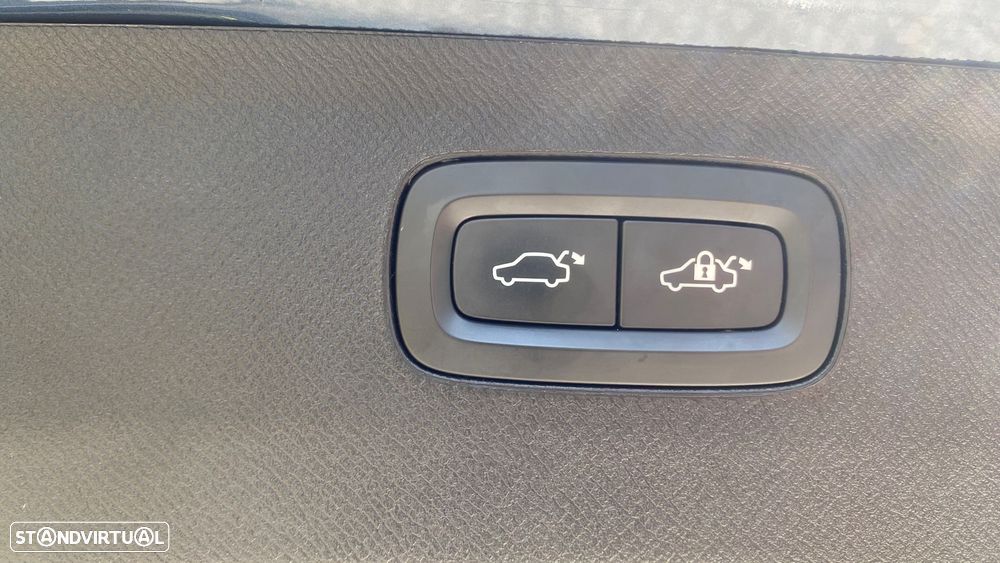 Volvo XC 90 2.0 T8 PHEV Inscription AWD - 16