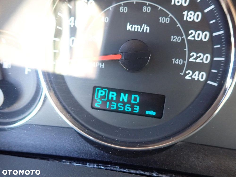 JEEP GRAND CHEROKEE WK III 3,0 CRD EXL 218KM SILNIK TEST POMIAR FILM - 2