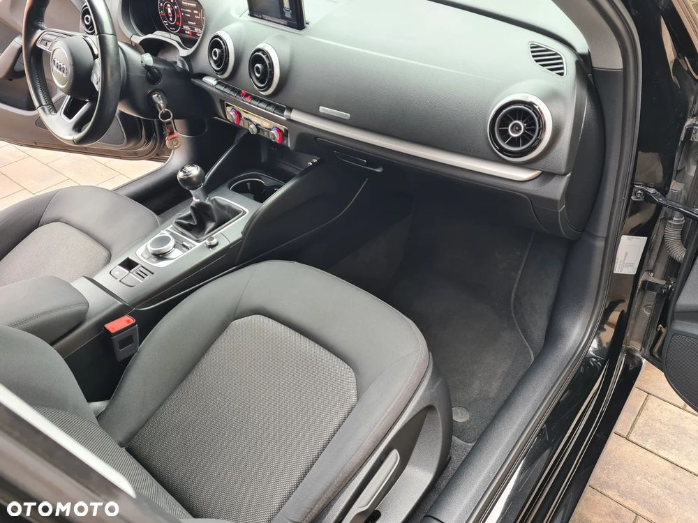 Audi A3 Sportback 1.4 TFSI cylinder on demand ultra Attraction - 27