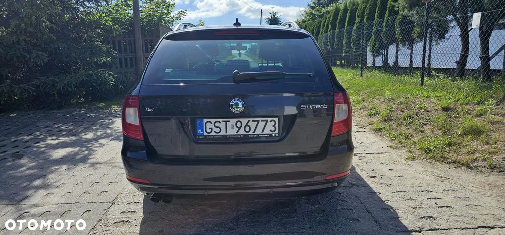Skoda Superb 1.8 TSI Elegance DSG - 4