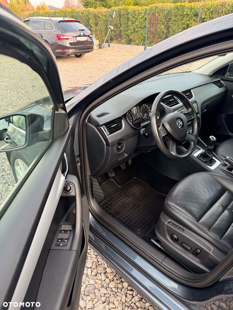 Skoda Octavia 2.0 TDI Green tec 4x4 Elegance - 7