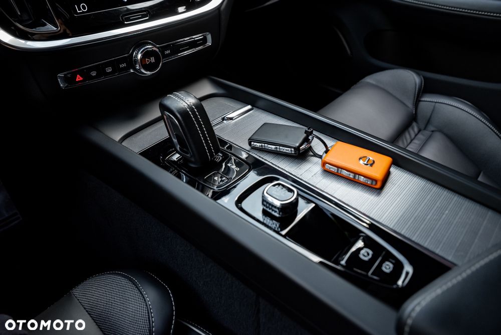 Volvo V60 B4 D Geartronic RDesign - 36