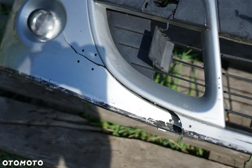 Zderzak przód przedni Renault Megane III Coupe Lift 3d TED69 - 2