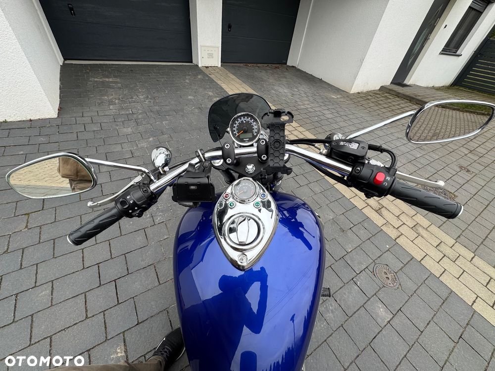 Triumph Speedmaster - 2