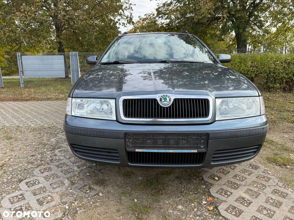 Skoda Octavia 2.0 Tour - 3