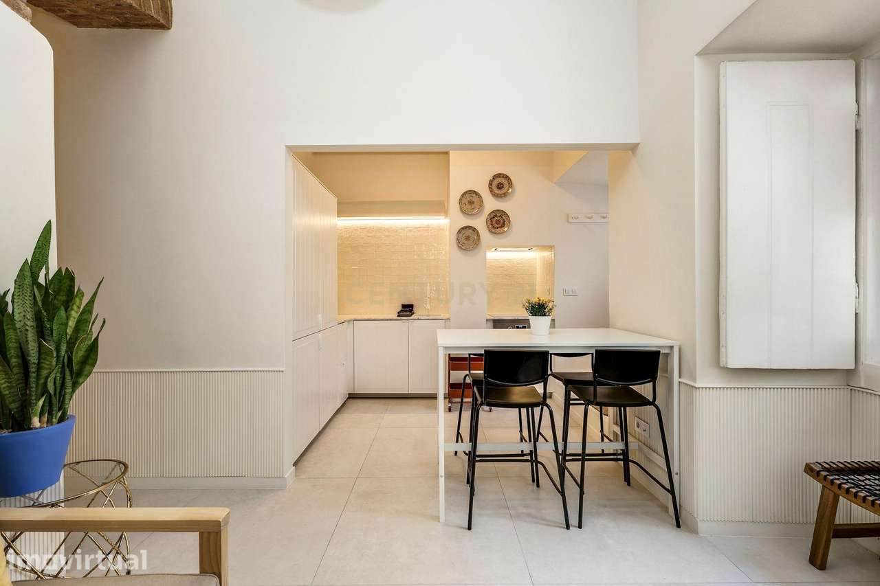 Charming Renovated One-Bedroom Apartment in the Heart of Lapa — Utilit - Grande imagem: 3/25