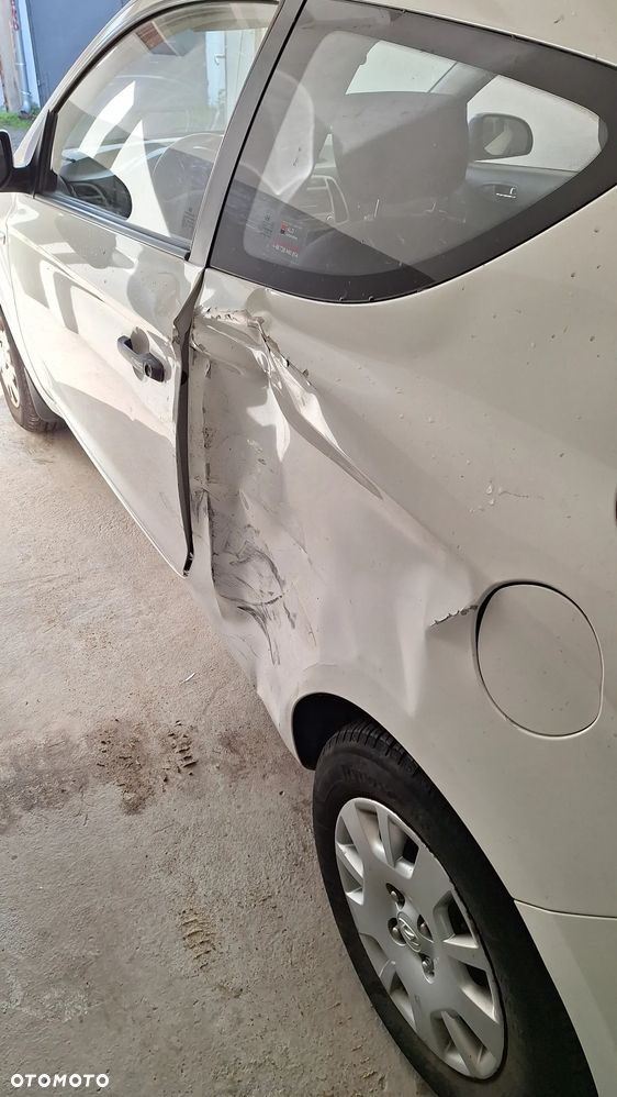 Hyundai i20 1.25 Classic + - 6