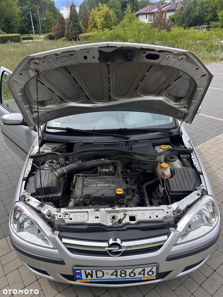 Opel Corsa 1.2 16V Cosmo - 18