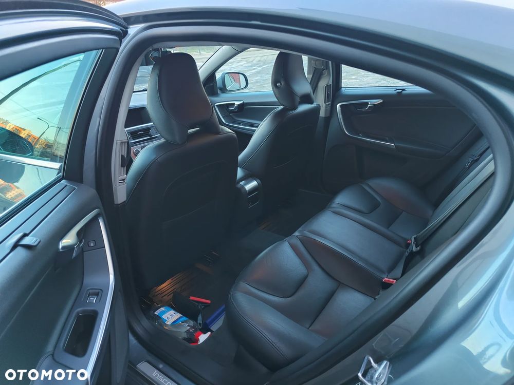 Volvo S60 - 4