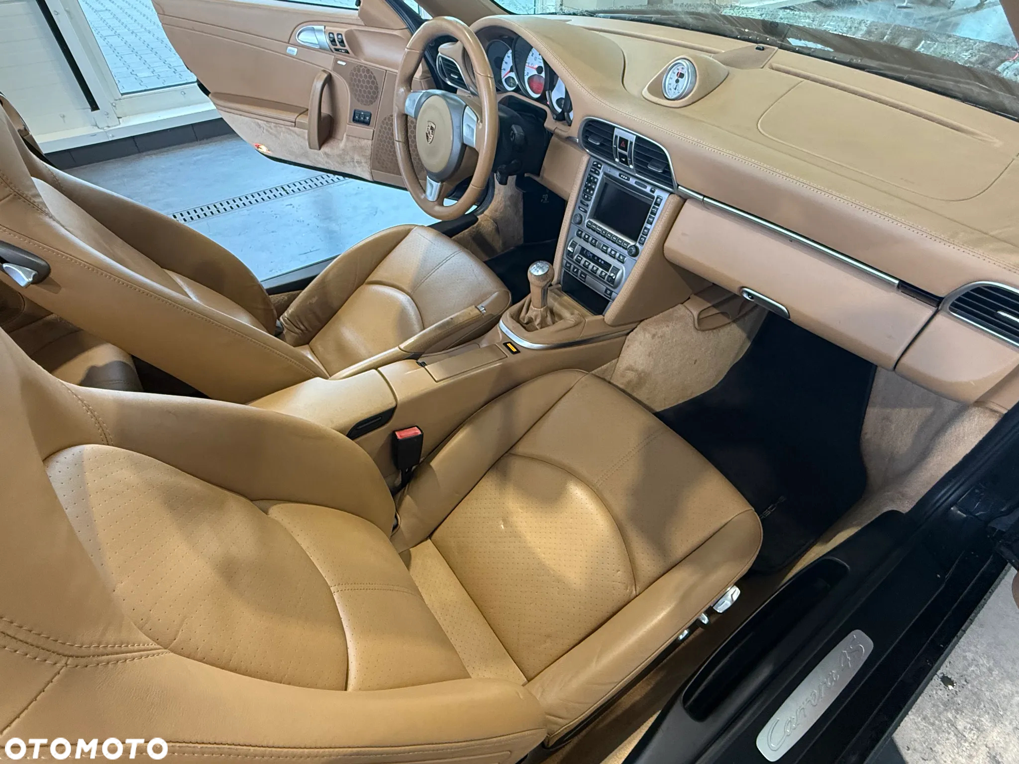 Porsche 911 Carrera 4 S Cabriolet - 15