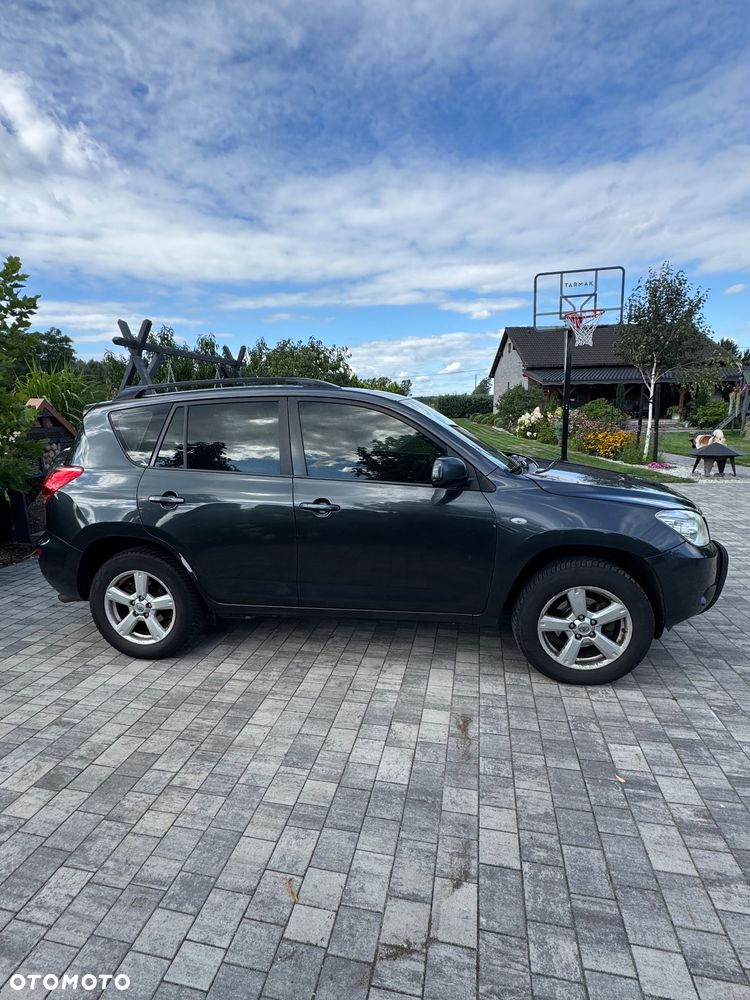 Toyota RAV4 2.0 4x4 - 5