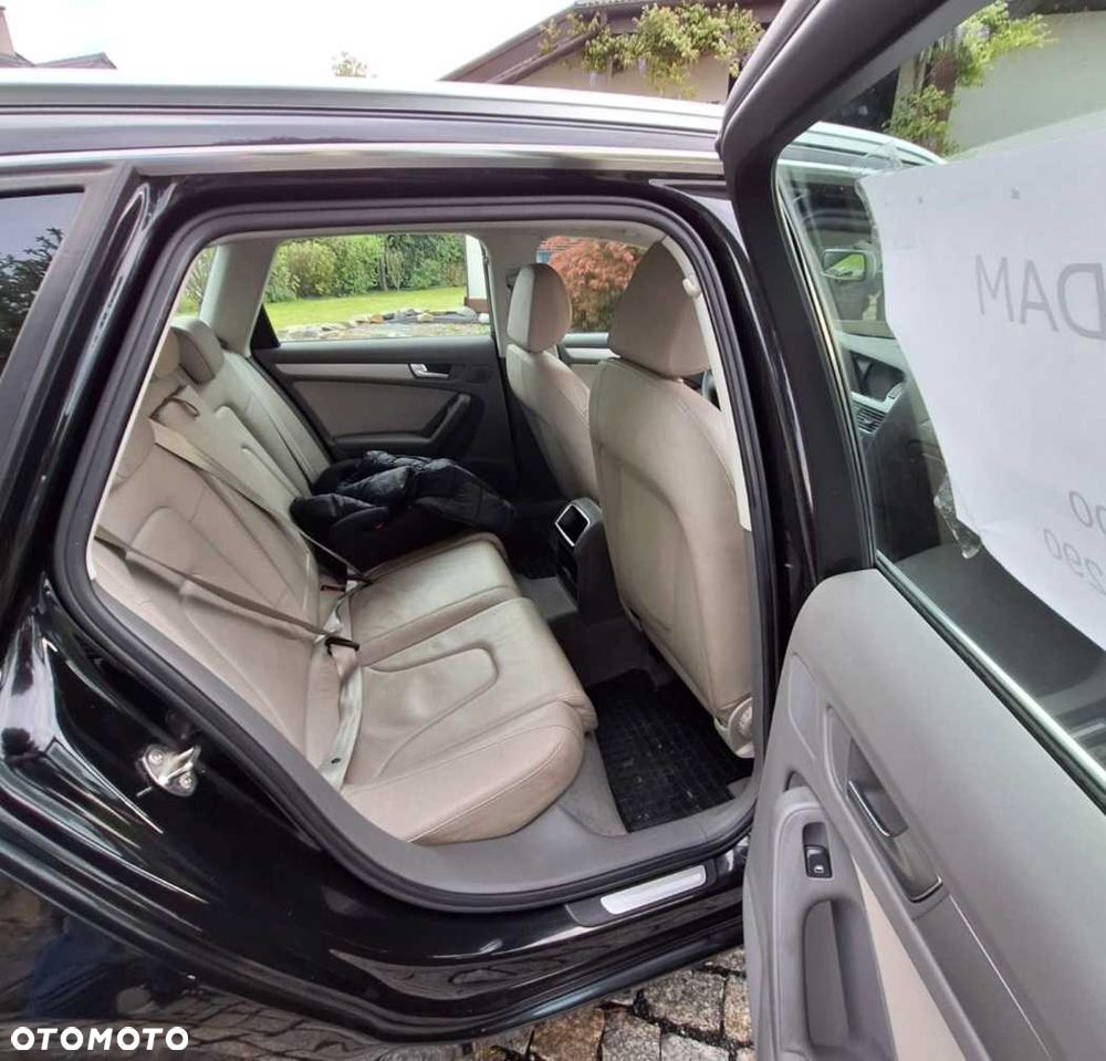 Audi A4 Avant - 4