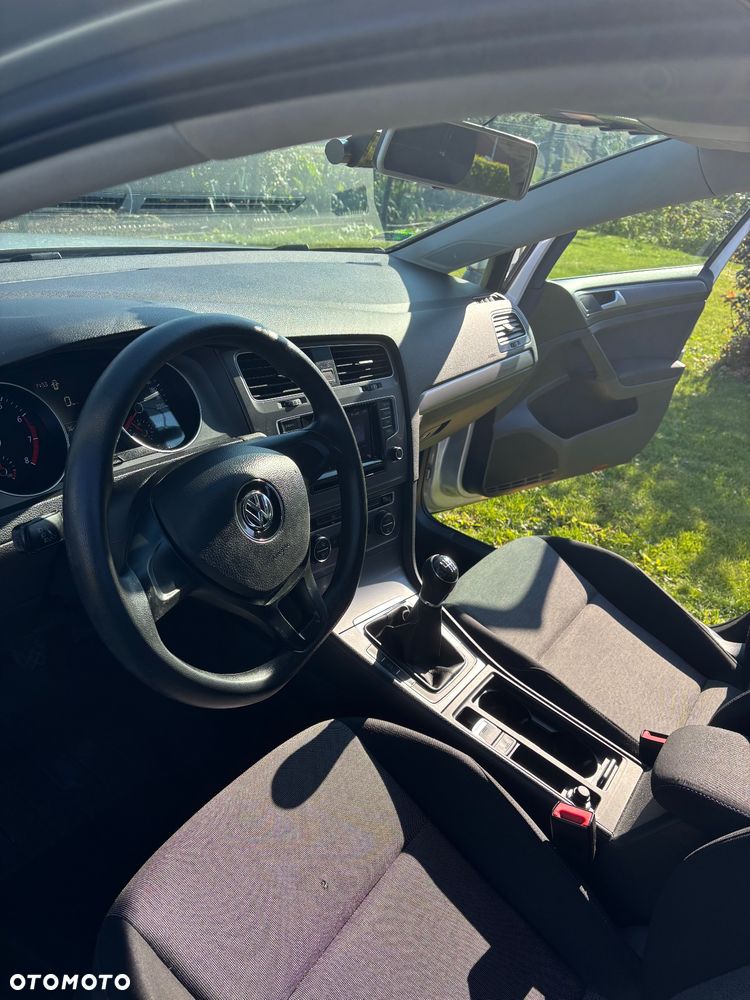 Volkswagen Golf VII 1.2 TSI BMT Comfortline - 11