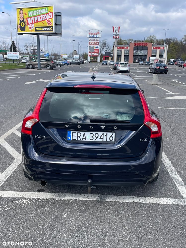 Volvo V60 D3 Momentum - 6