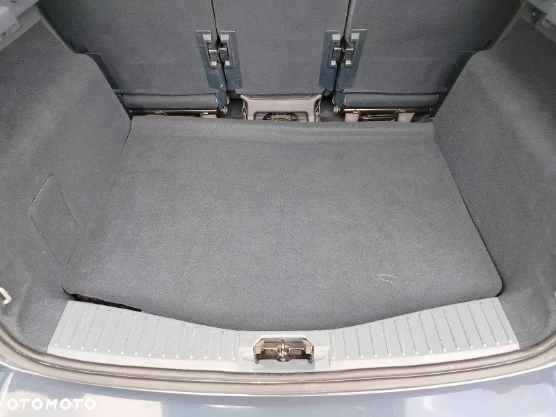Ford C-MAX 1.6 Ambiente - 13