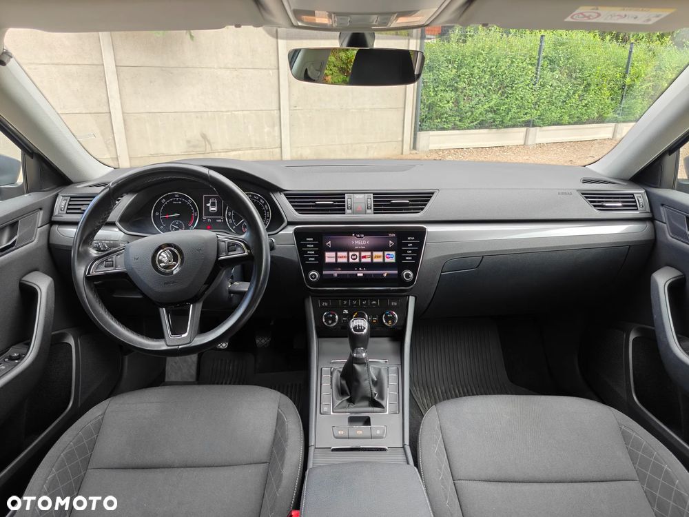 Skoda Superb 2.0 TDI Active - 7