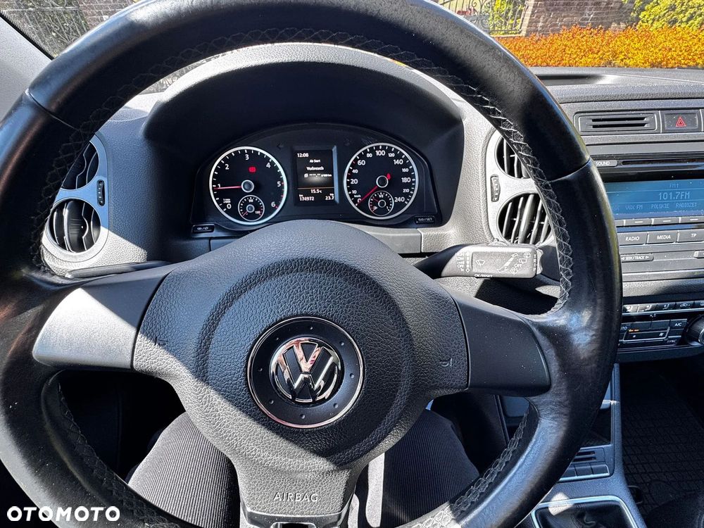 Volkswagen Tiguan 2.0 TDI Perfectline - 14