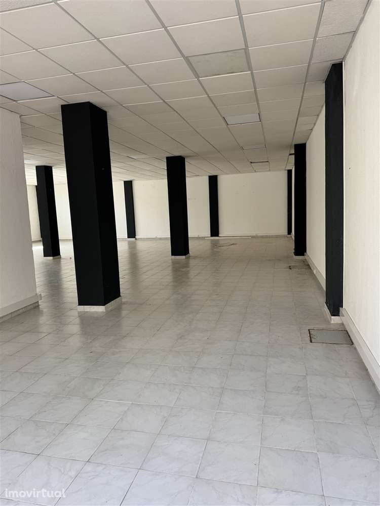 Loja  Arrendamento em Casal de Cambra,Sintra - Grande imagem: 2/8