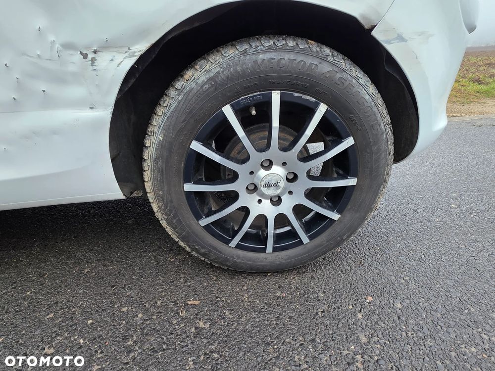 Opel Corsa 1.2 16V Easytronic Cosmo - 25