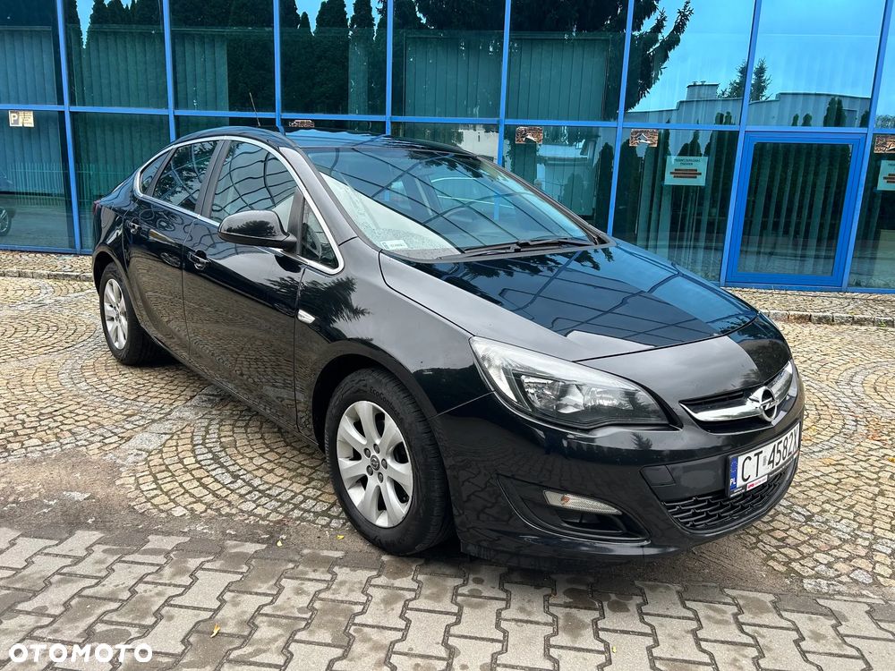 Opel Astra 1.4 T Business EU6 - 22
