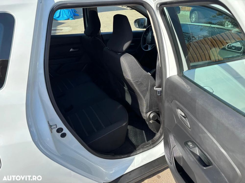 Dacia Duster 1.5 Blue dCi 4WD Essential - 11