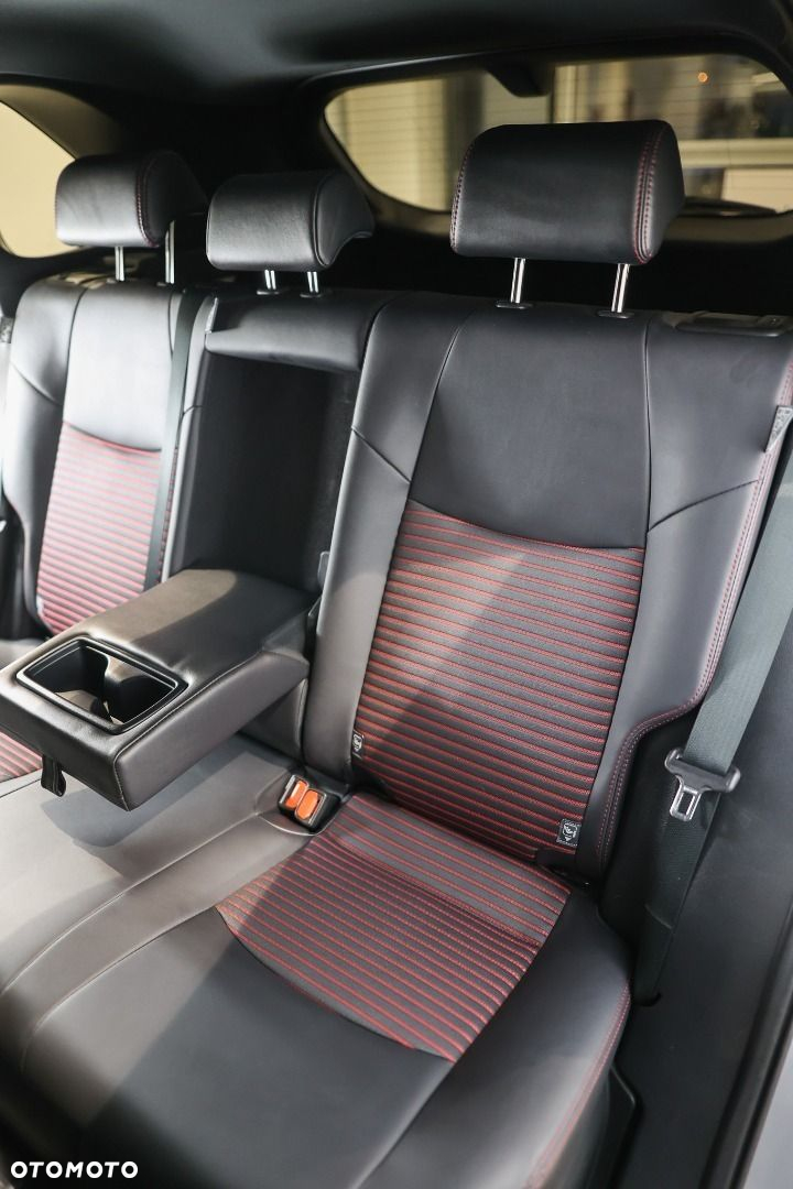 Toyota RAV4 - 23
