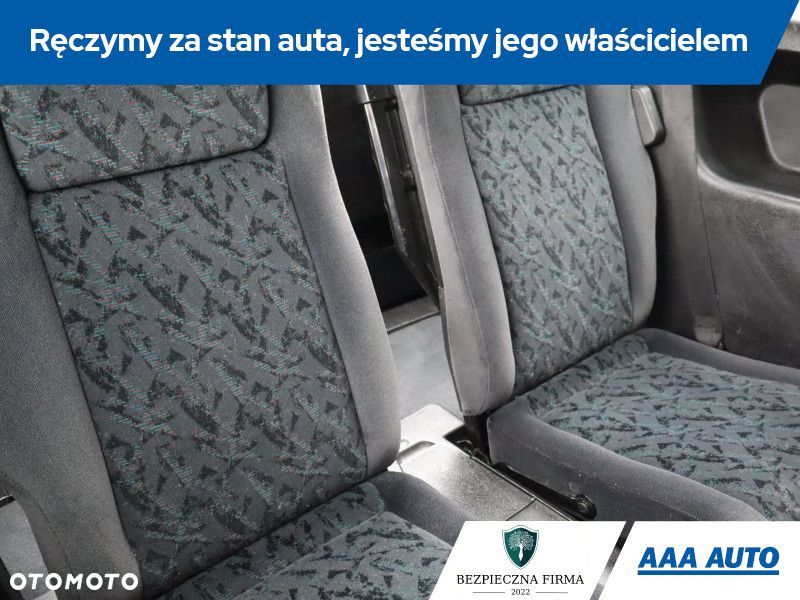 Opel Zafira - 17