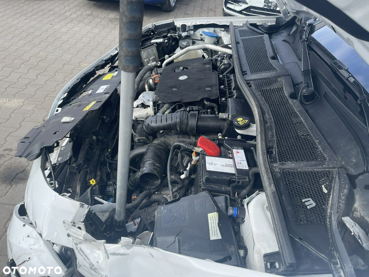 Peugeot 308 1.5 BlueHDi Allure Pack S&S EAT8 - 14