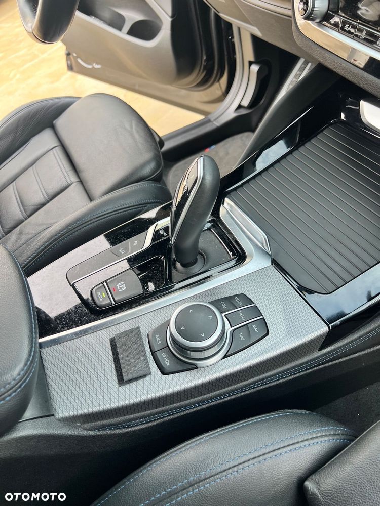 BMW X4 xDrive20d sport - 16