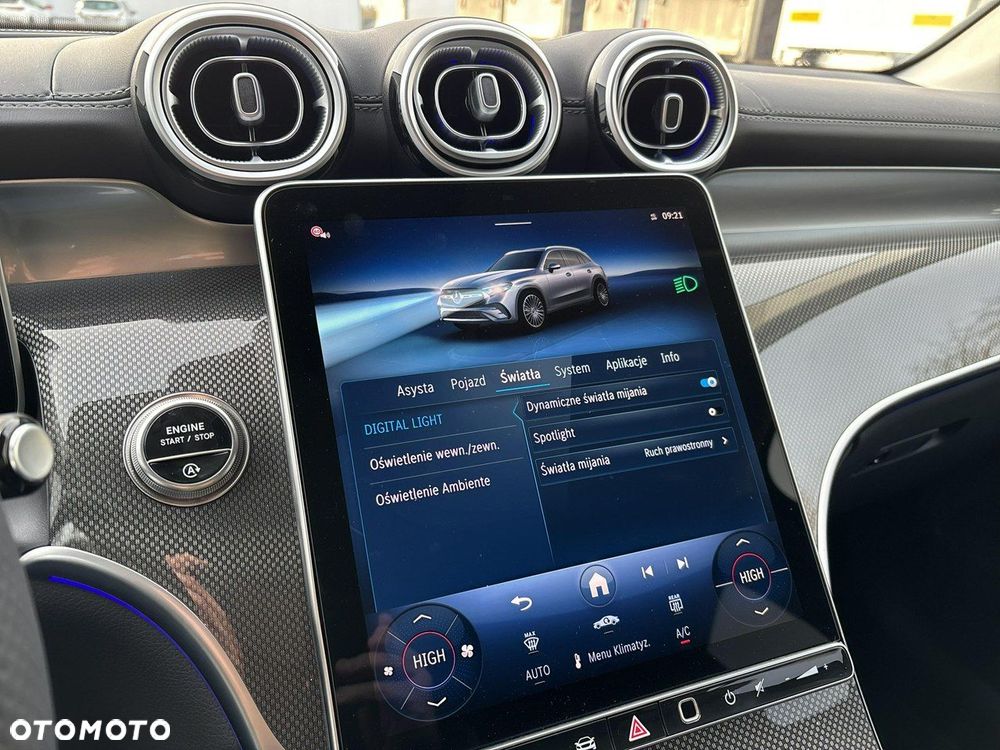 Mercedes-Benz GLC - 24