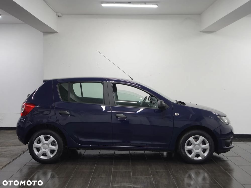 Dacia Sandero 1.2 16V 75 Essentiel - 10