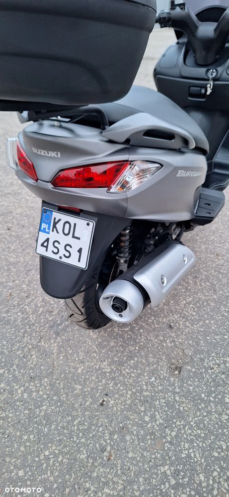 Suzuki Burgman - 16
